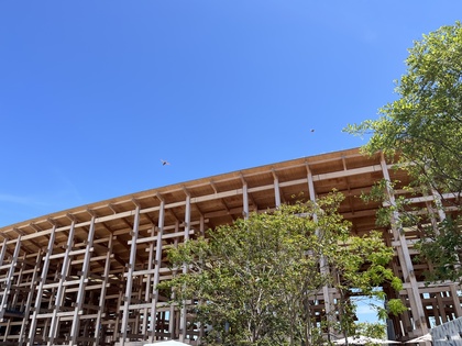 人のふり見て我がふり直せ